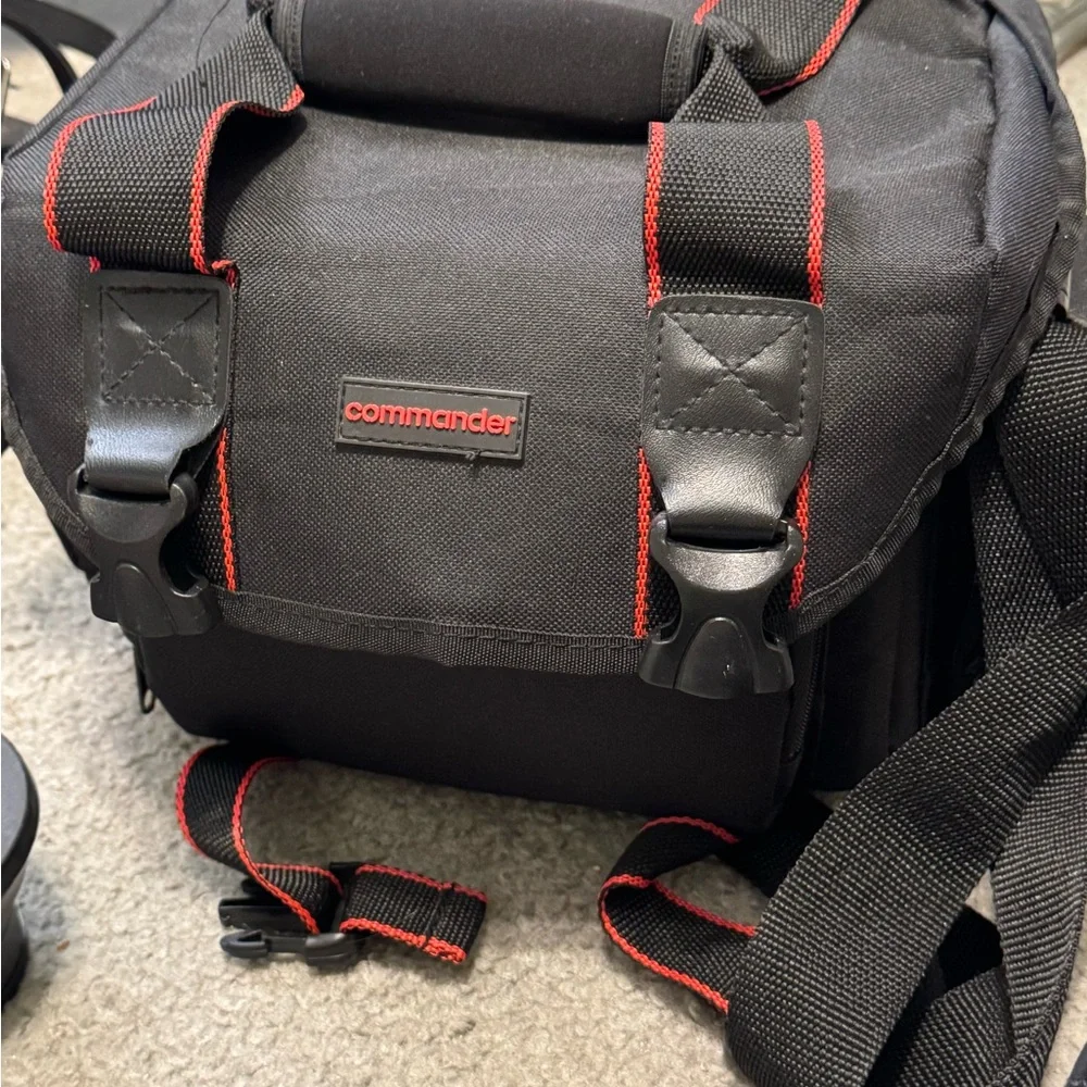 Canon EOS Rebel T7 Black DSLR Camera BUNDLE camera bag, three lenses, batteries